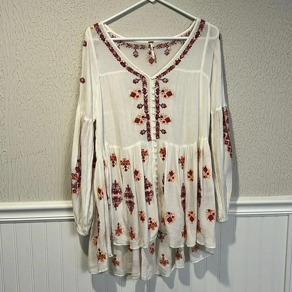 Free People Ariana White and Red embroidered tunic top size X Small - Picture 3 of 13